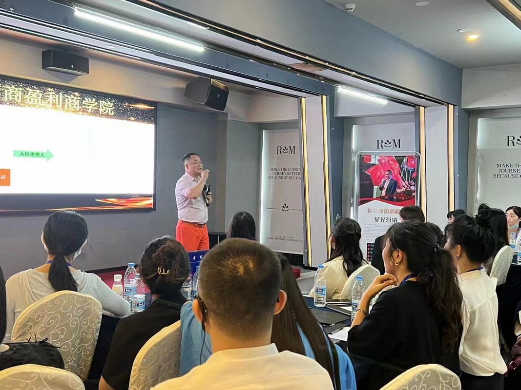 潍坊市美妆企业投资咨询(美妆企业投资咨询方案)